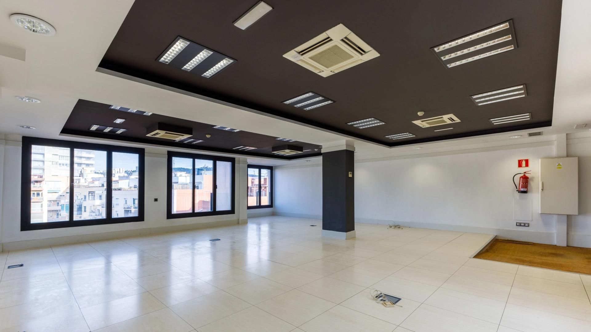 Office in Barcelona, Les Corts, for rent