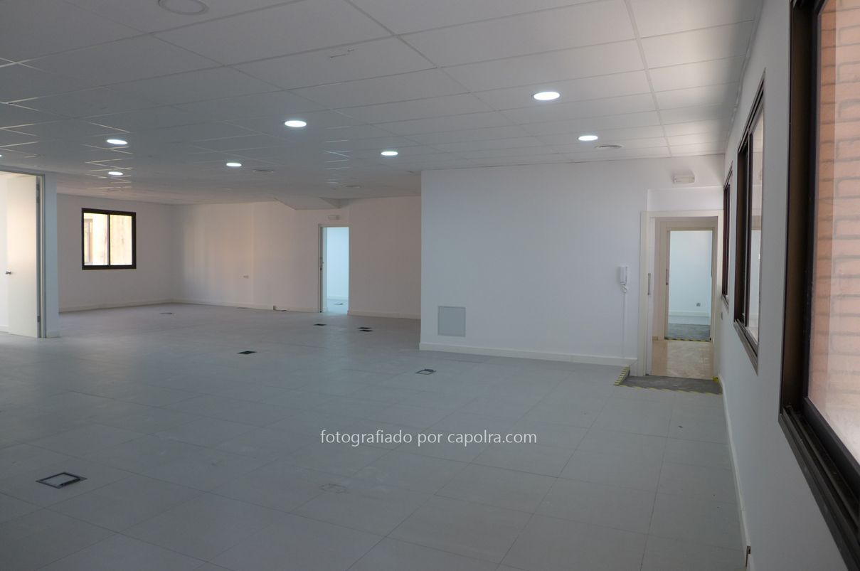 Edificio en Barcelona, Les Corts, venta