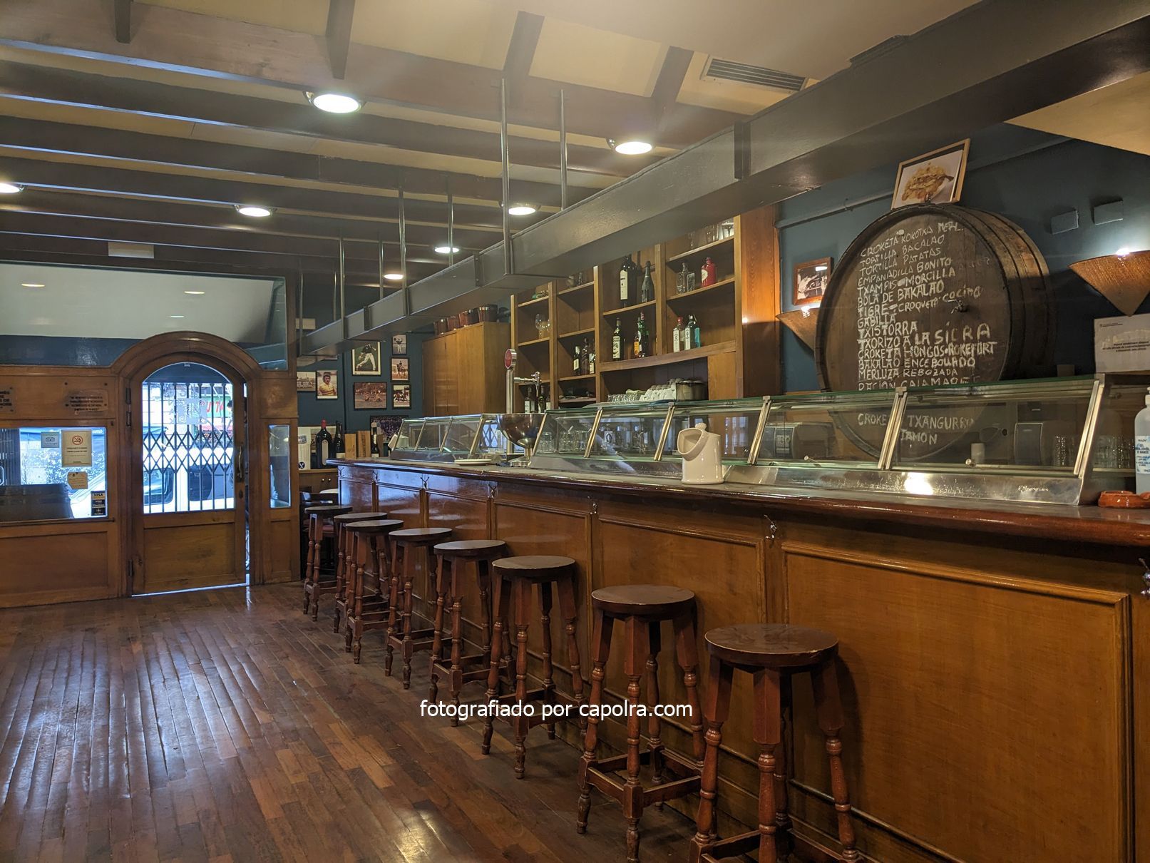 Local comercial en Barcelona, Les Corts, alquiler