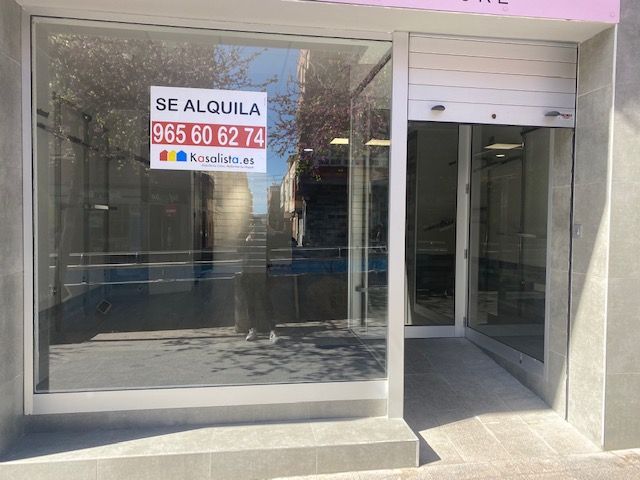 Local comercial en Elda, GRAN AVENIDA, alquiler