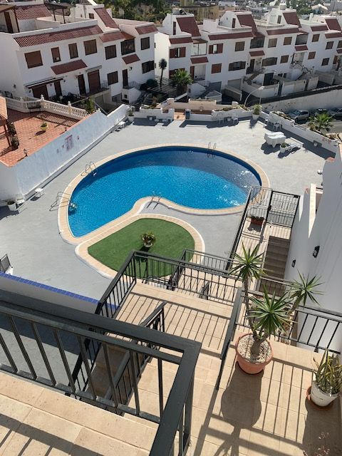 Kerrostalo sijainti Los Cristianos, LOS CRISTIANOS, vuokraus