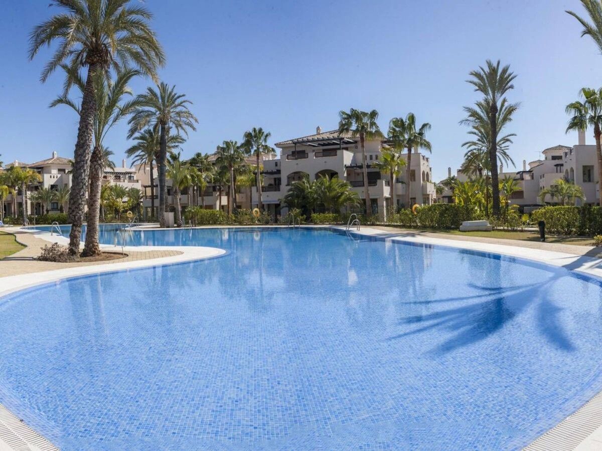 Apartment in Marbella, Nueva Andalucia, for sale