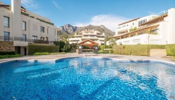 Apartment in Marbella, Milla de Oro, for sale