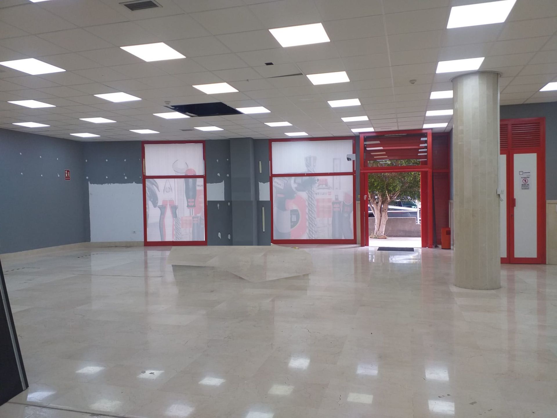 Liikehuoneisto sijainti Santa Cruz de Tenerife, Pol&iacute;gono El Mayorazgo, vuokraus