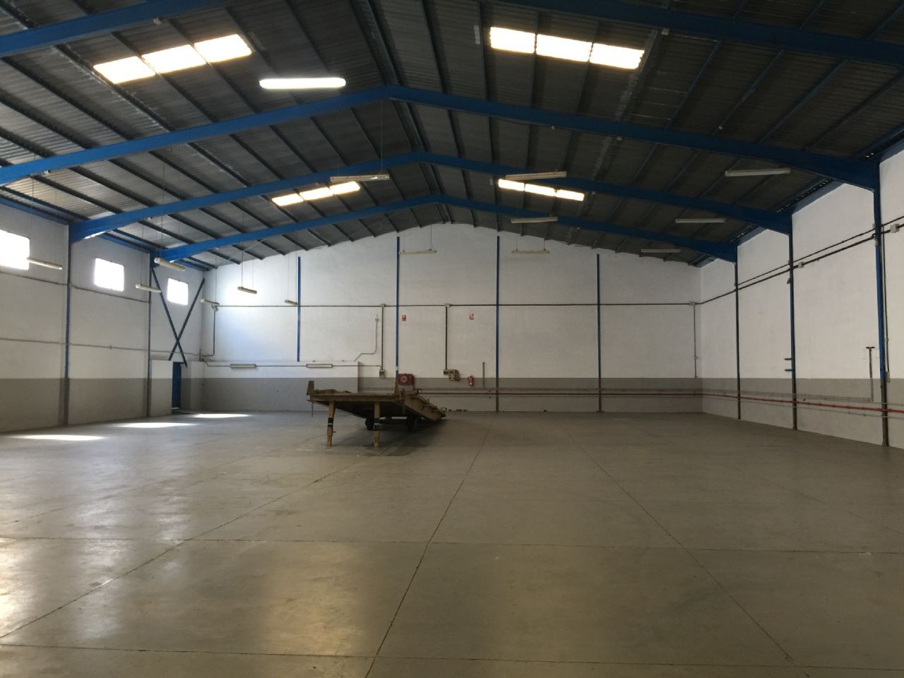 Industribyggnad i El Rosario, till salu 