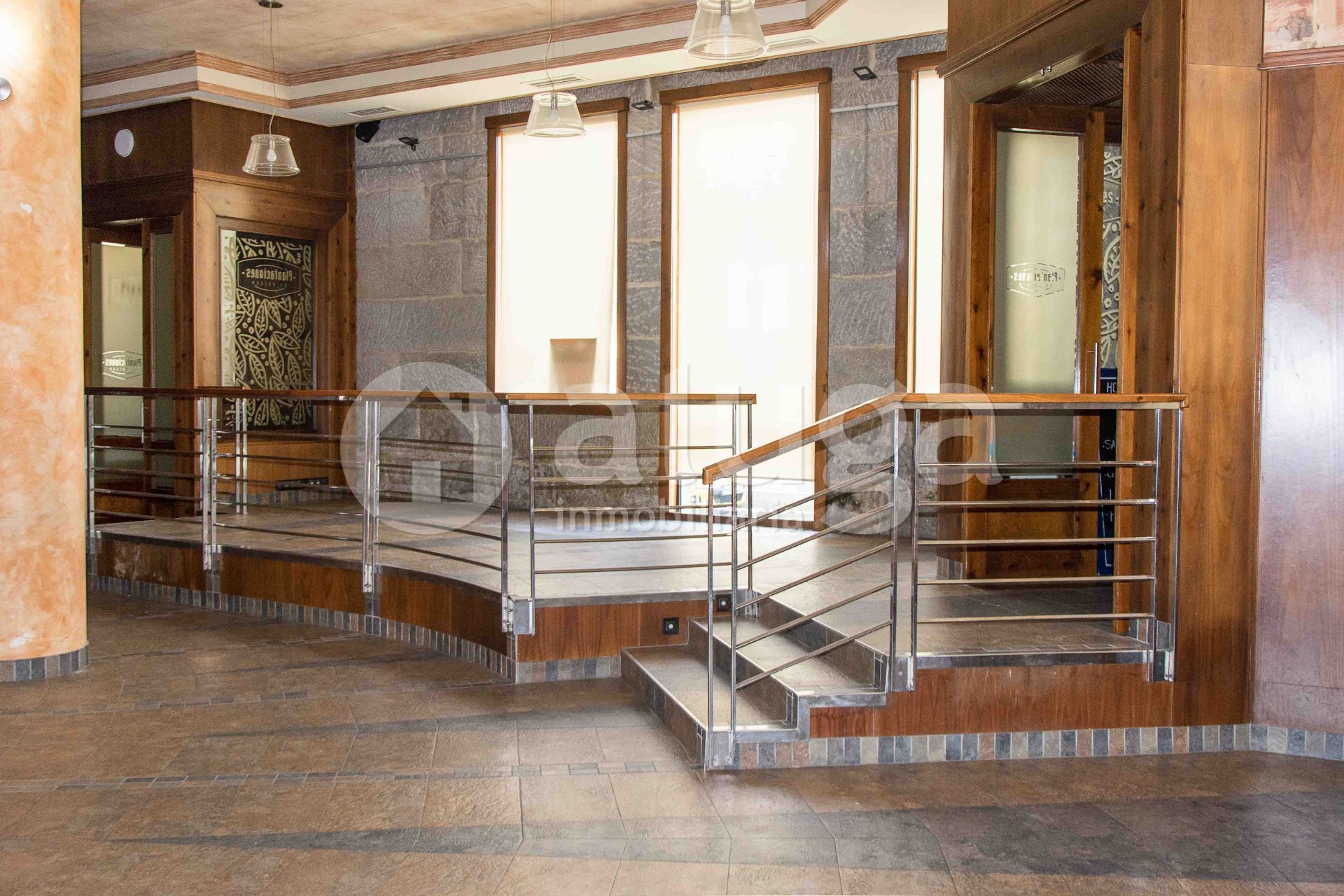 Local comercial en Cangas de Morrazo, Centro, alquiler