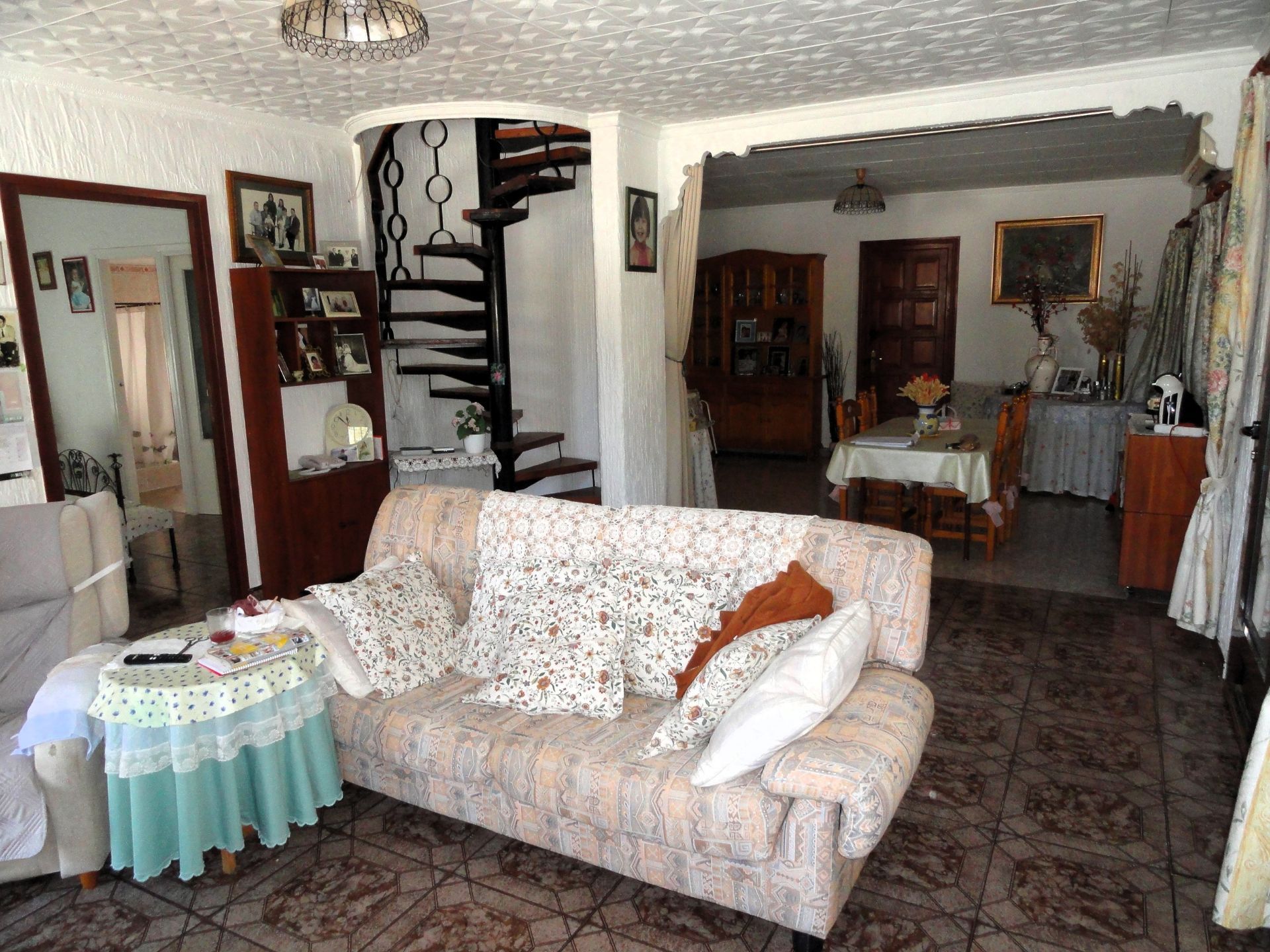 Villa en venta en Chiva zona rustico