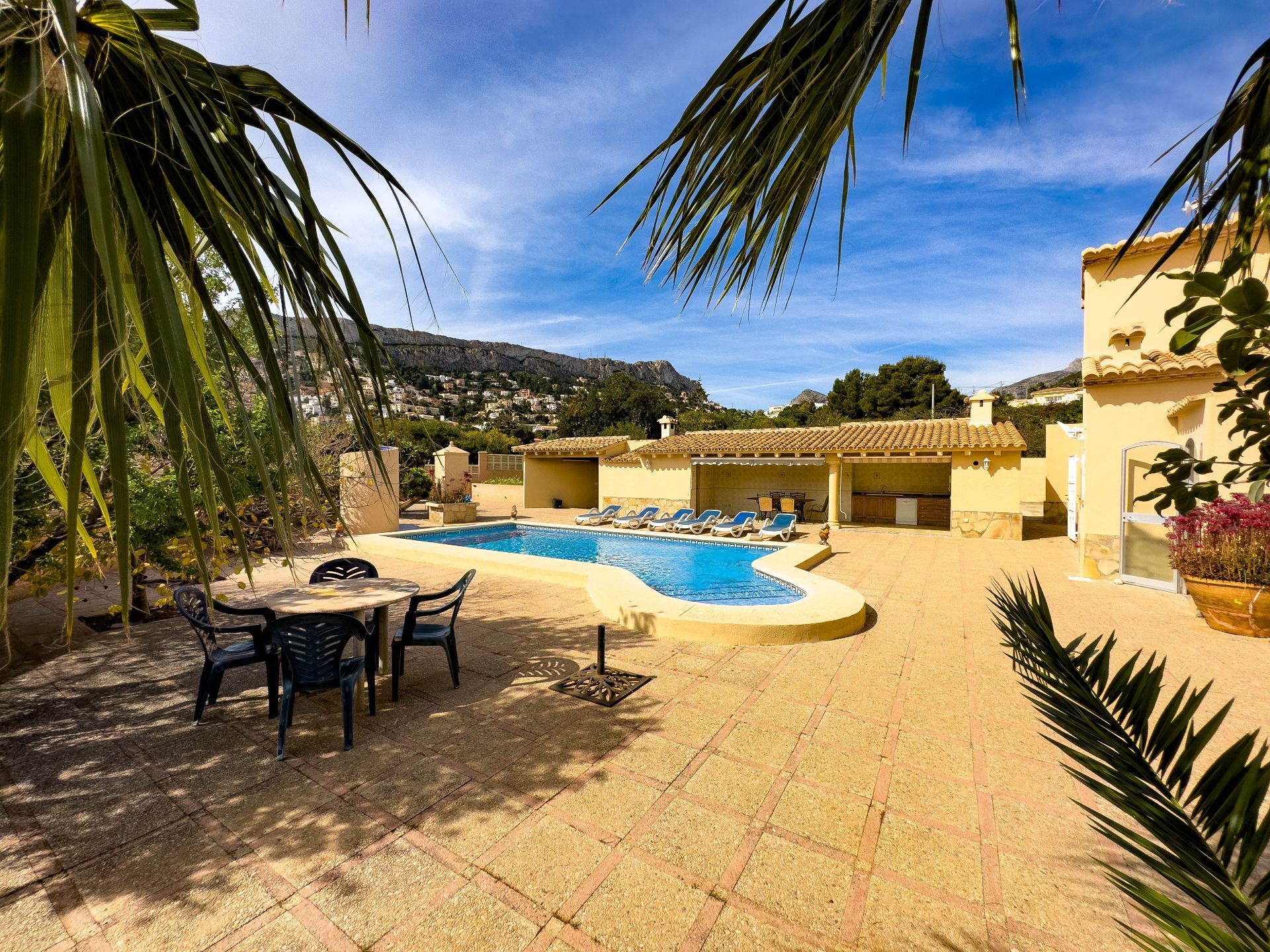 Venta. Villa en Calpe