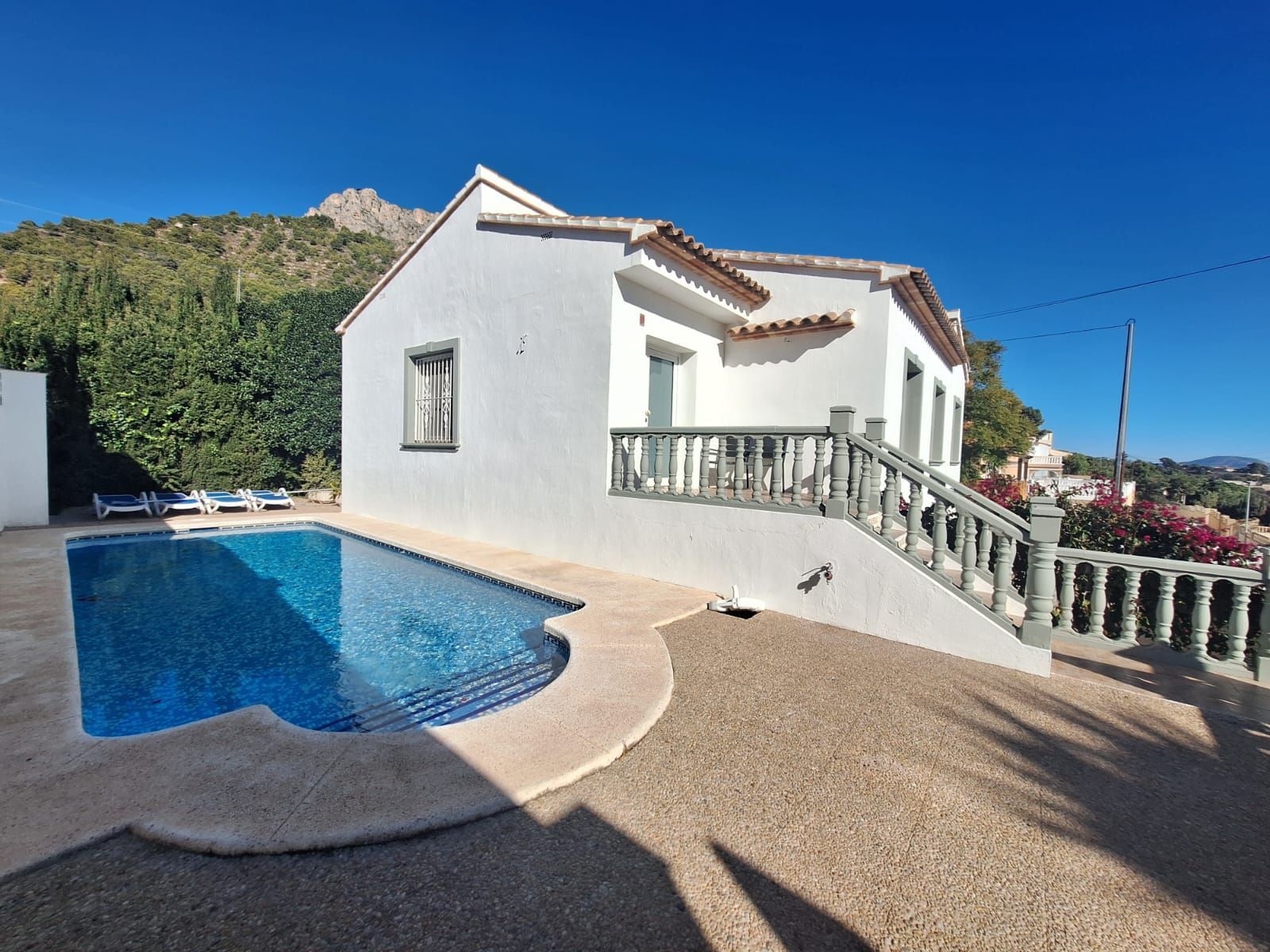 Verkoop. Villa in Calpe