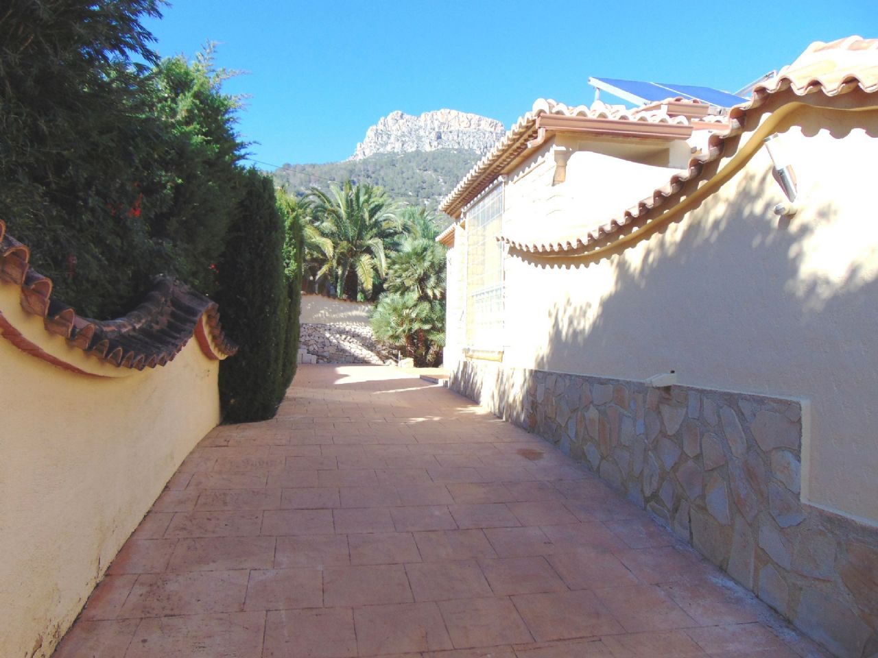 Verkoop. Villa in Calpe