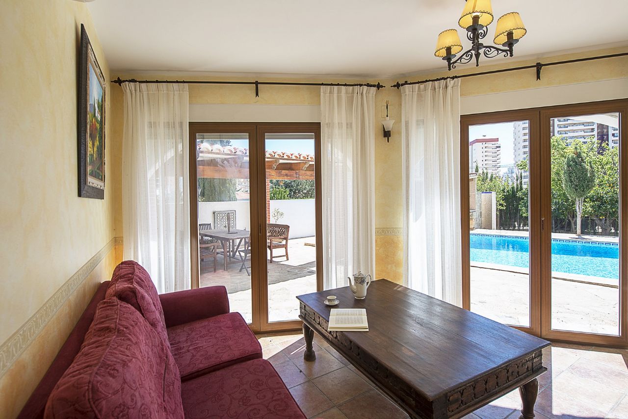 Venta. Villa en Calpe