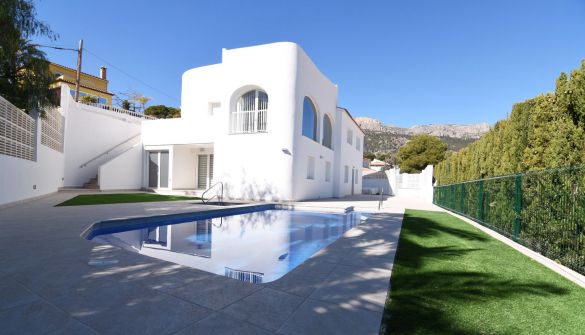 Villa in Calpe / Calp, El Tosal, te koop