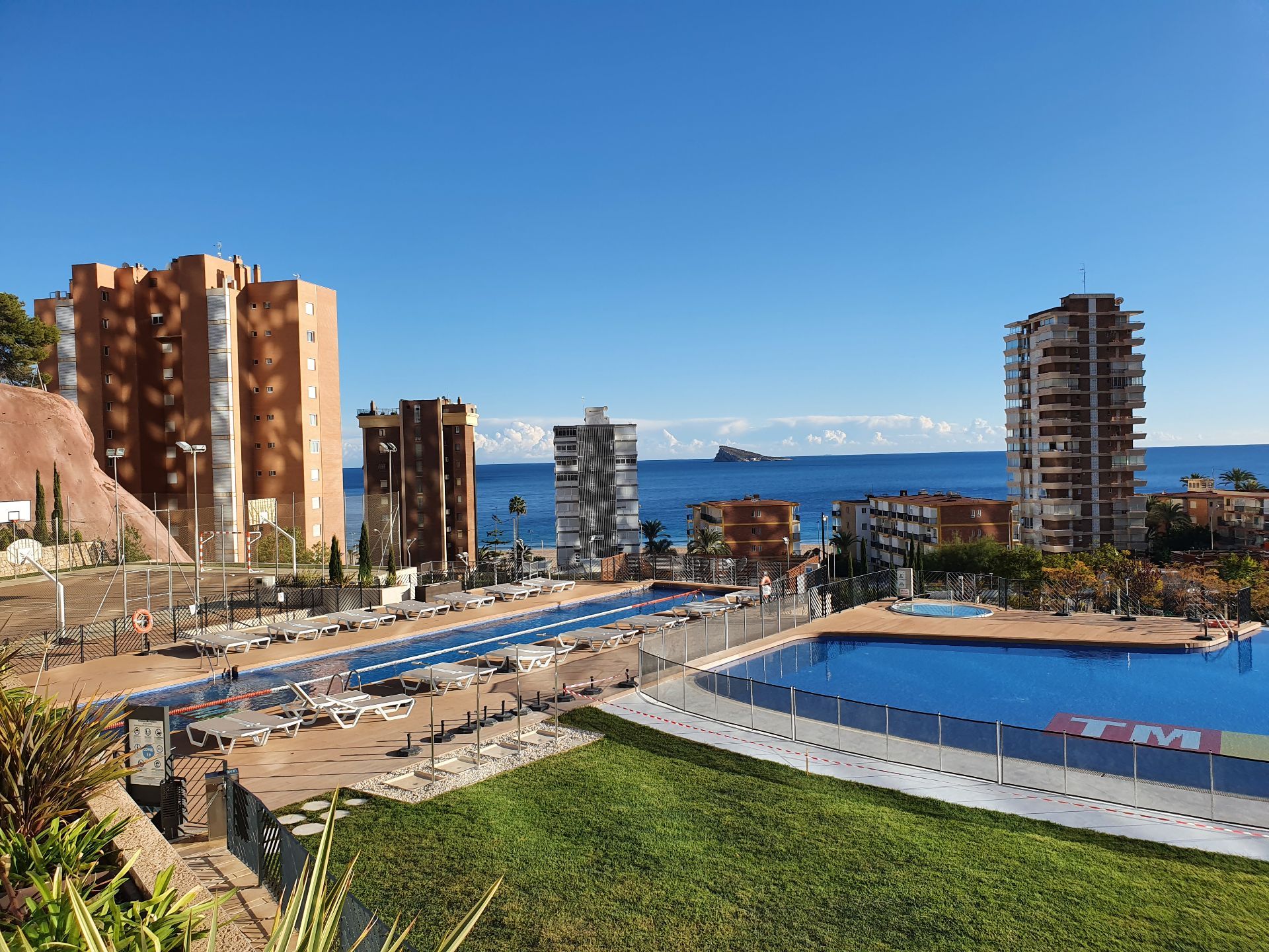 Flat in Benidorm, CALA DE BENIDORM, te huur