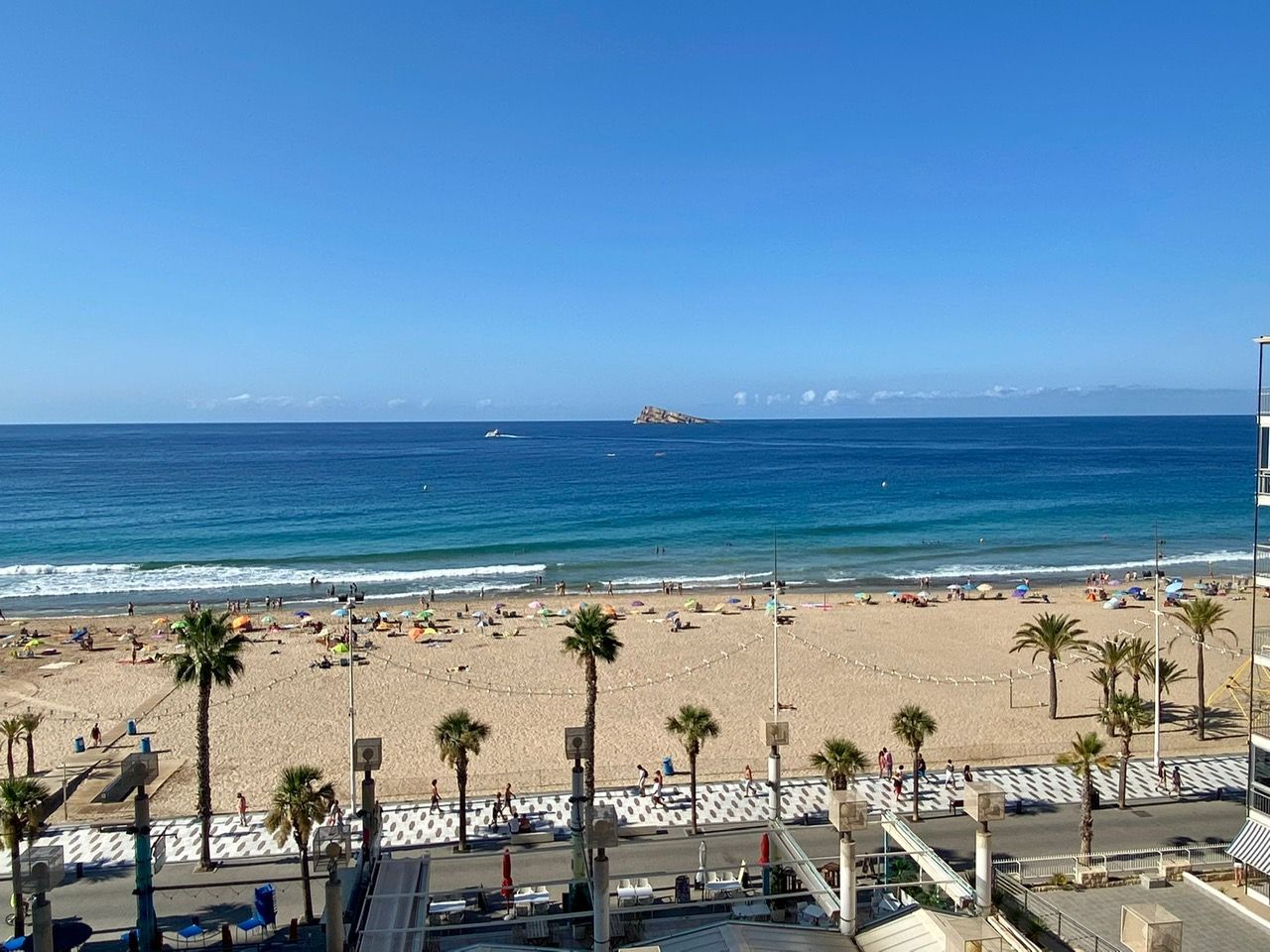 Piso en Benidorm, 1ª linea levante, alquiler vacacional