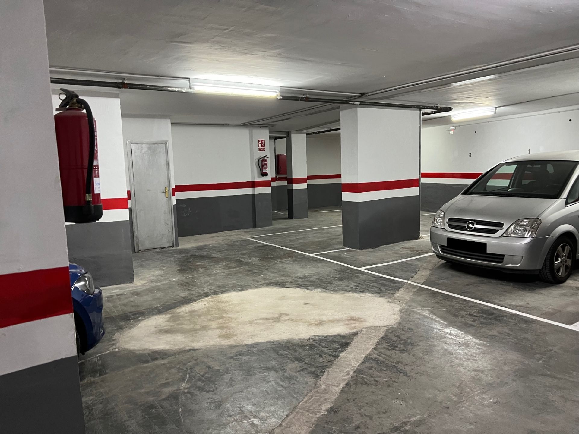 Plaza de parking en alquiler en Badalona zona Badalona / Llefiá
