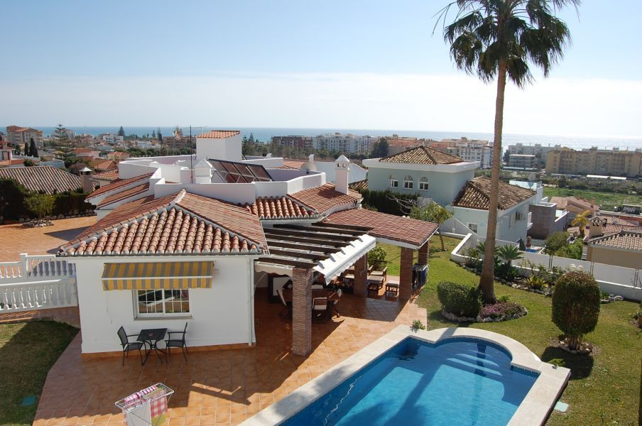 Villa i Rincón de la Victoria, till salu