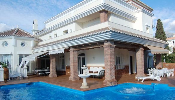 Villa in Nerja, for sale