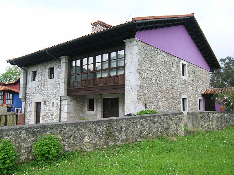 Вилла в Llanes, A 15' DE LLANES, продажа