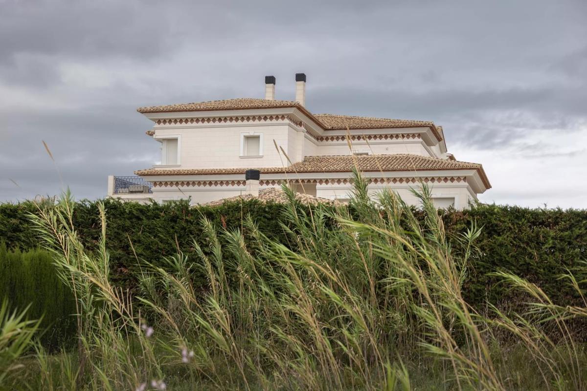 A side view of the Rotenbergs’ Spanish villa