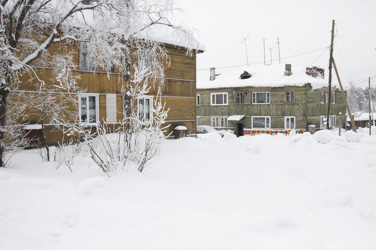 Wooden barracks in Suoyarvi