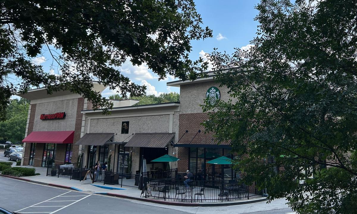 The investor who sold this Alpharetta shopping center to Sergey Khotimskiy for $5.6 million said he never met the buyer. Khotimskiy submitted the highest bid for the building through a broker, and that was that.
