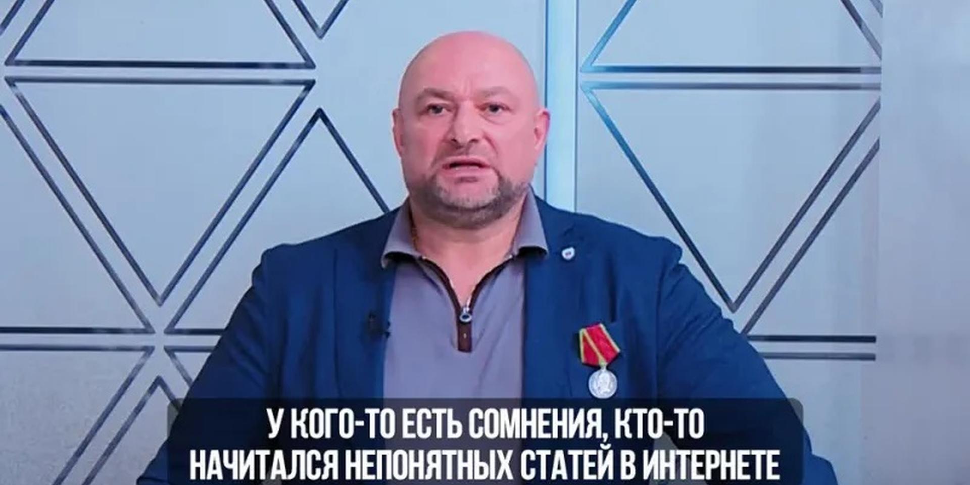 «Надо воспитывать». Бывший член ОПГ стал «лицом» кампании по вербовке на войну контрактников из Ленинградской области, выяснили «Важные истории»