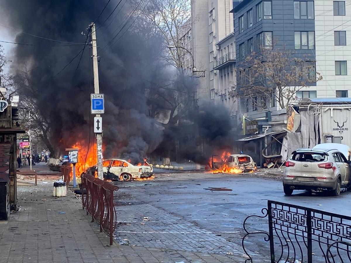 Центр Херсона после обстрела, 14 декабря