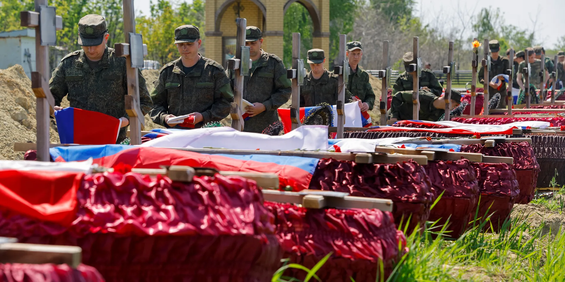 Минобороны РФ зарегистрировало более 9000 новых получателей пенсий по потере кормильца в 2022 году