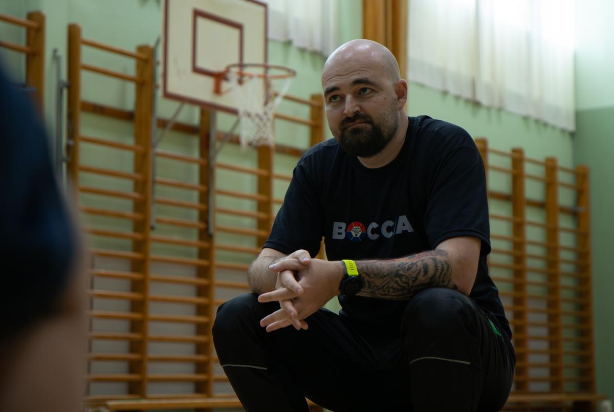 Вадим Реуцкий, бывший воспитатель Олешковского дома-интерната. Август 2024 года