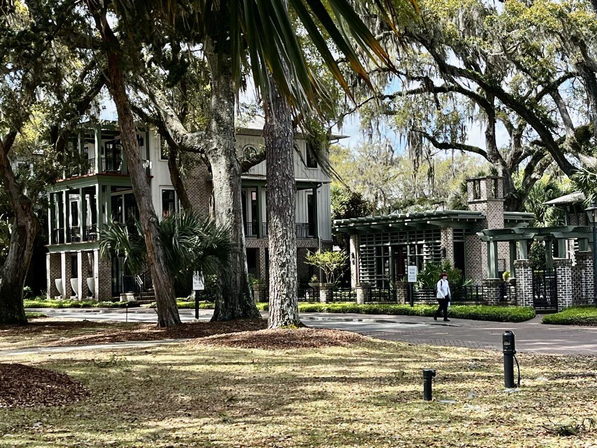 Sergey Khotimskiy and his then wife designed and built this house in the luxury resort community of Palmetto Bluff in South Carolina USA. Shortly before Khotimskiy was sanctioned in March 2022, he transferred it to his ex-wife. The house is now used as a rental.