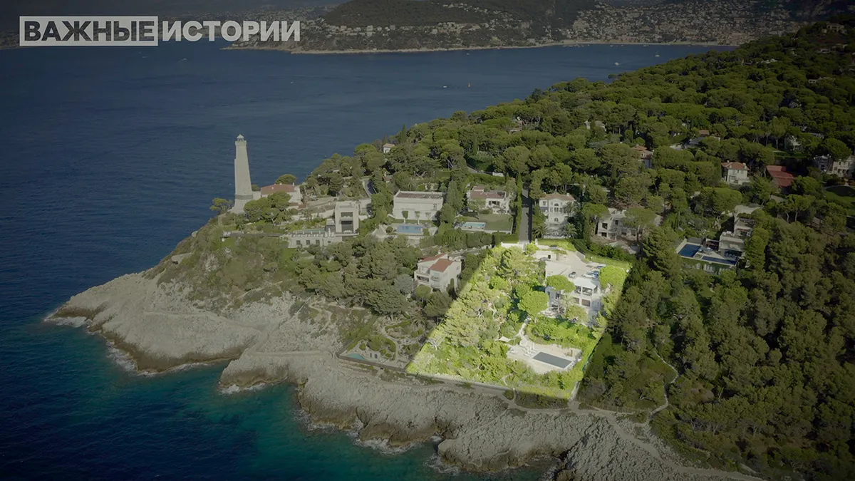 Участок Станислава Кондрашова по соседству с Борисом Давлетьяровым на Сен-Жан-Кап-Ферра