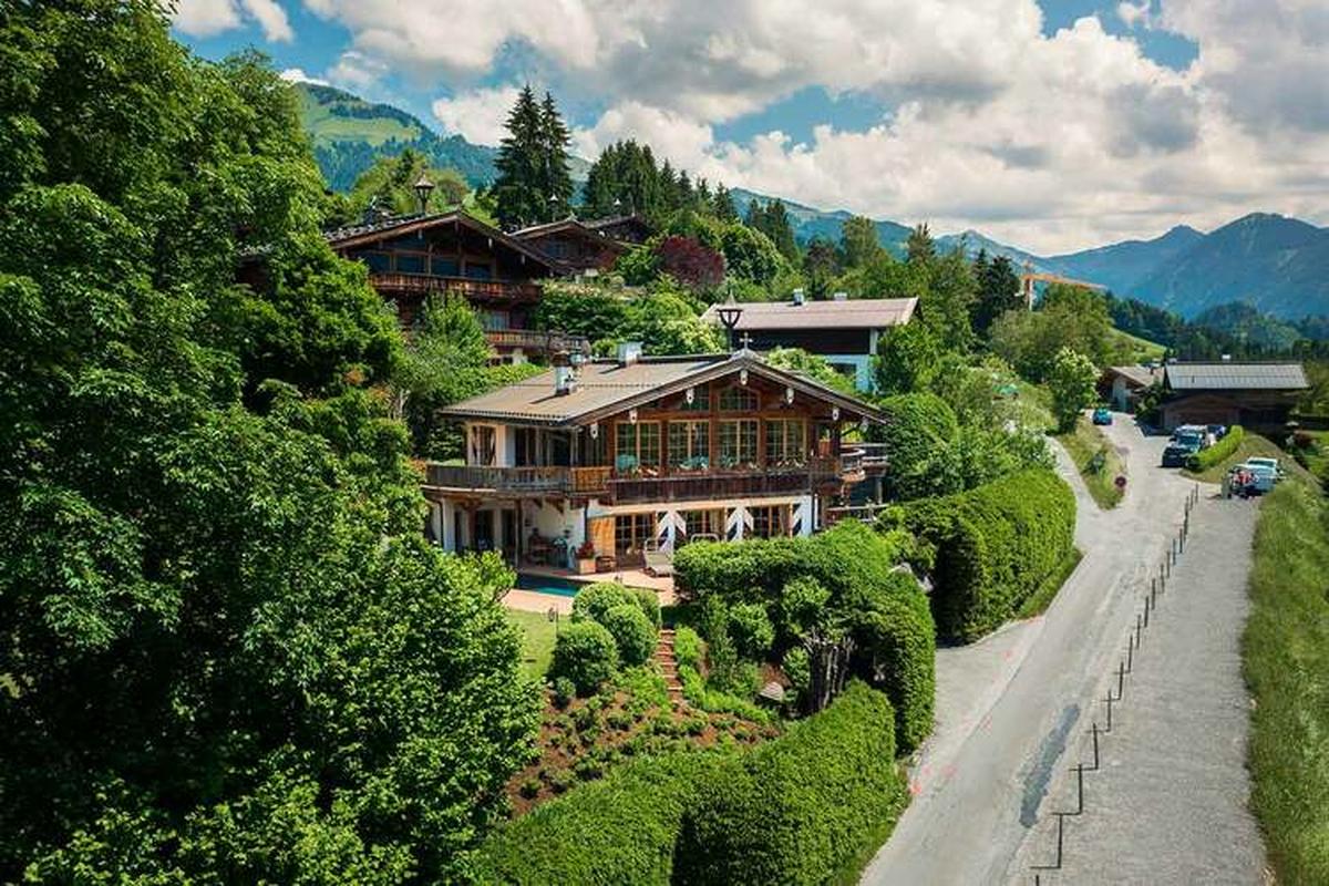 The street that the Austrian chalet is located on in Kitzbühel