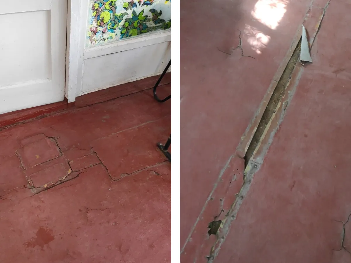 Сгнивший линолеум в классе