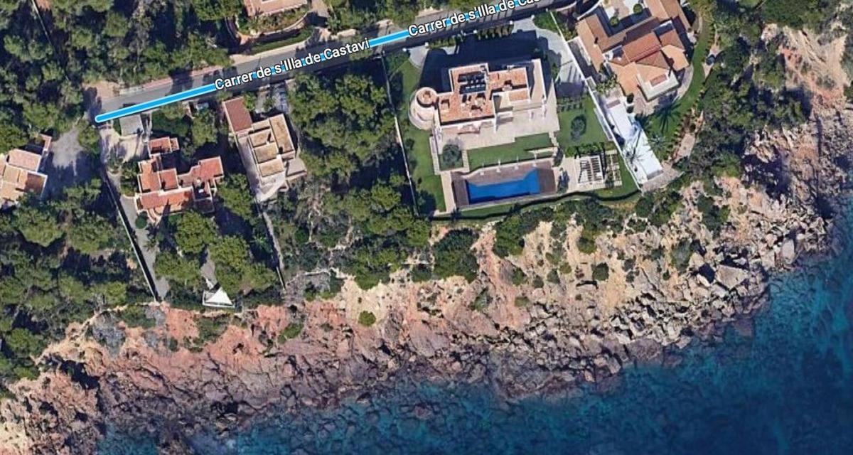 В документах Villa Nautilus Елены Акимовой говорится о вилле с бассейном на этом участке