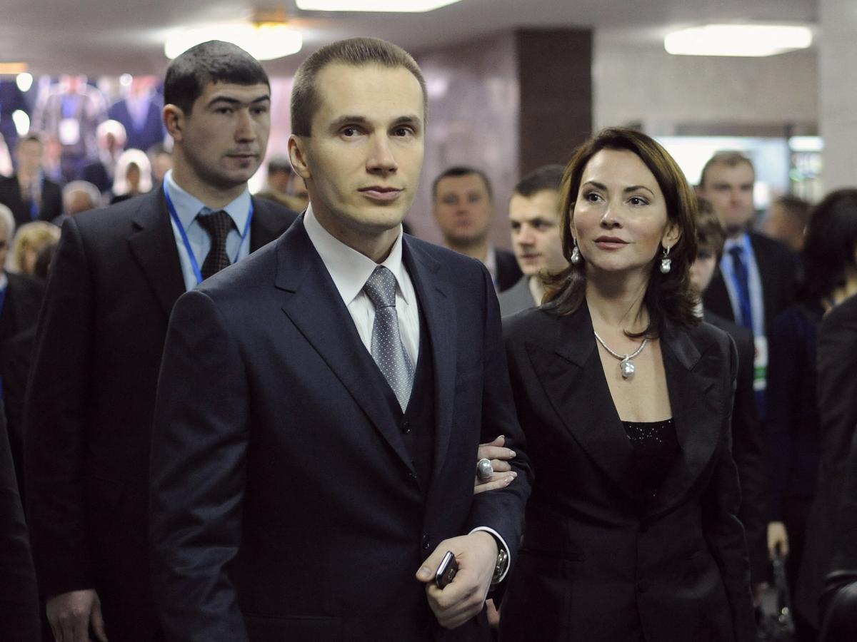 Александр Янукович с женой на приеме в Киеве, 18 февраля 2012 года