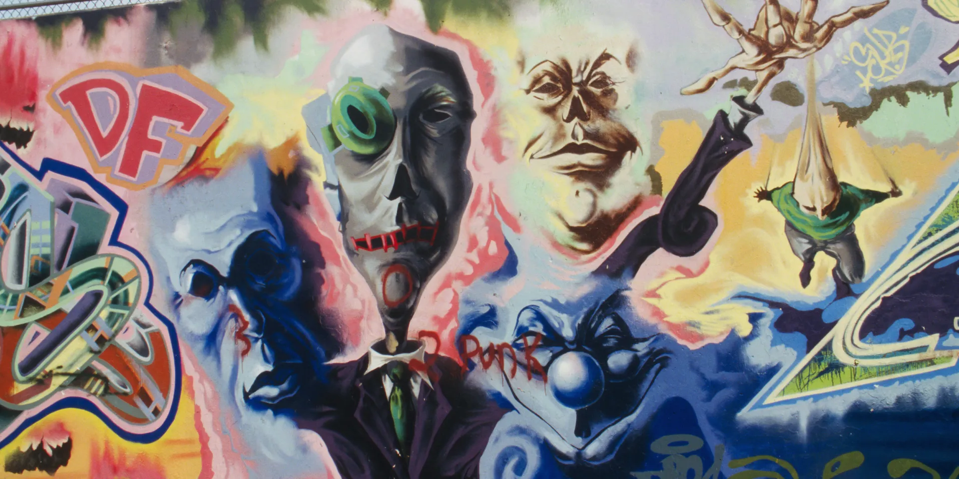 Что-то пошло не так. Почему трусы Навального сильнее, чем рука Москвы 