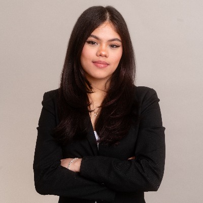 Rihanna Rivera State Farm Agent Team Member