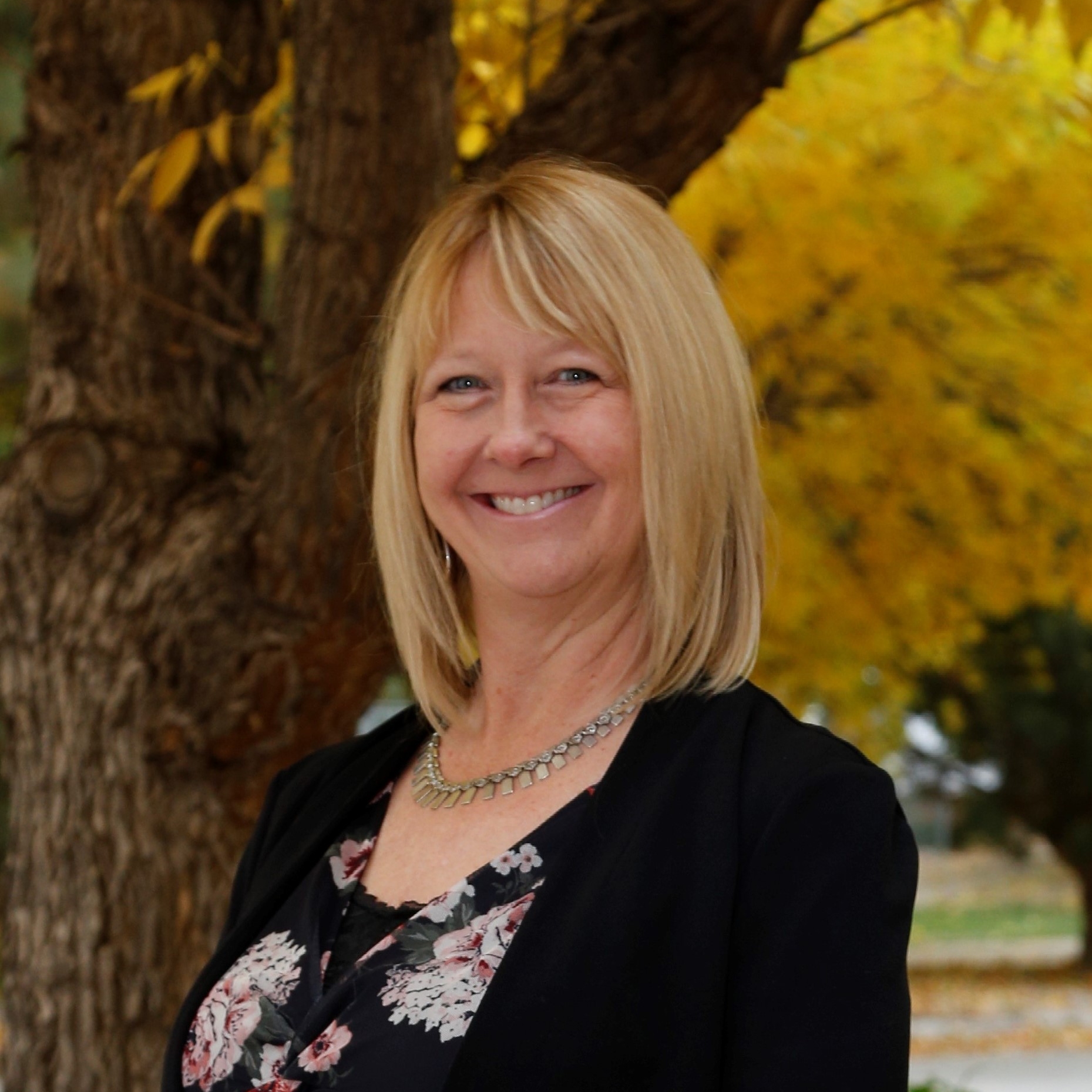 Cindy Lyons State Farm Agent Team Member