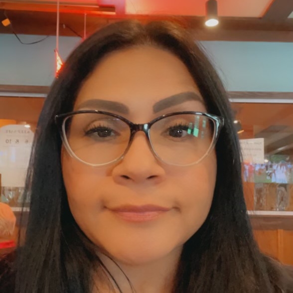 Lorie Deluna State Farm Agent Team Member