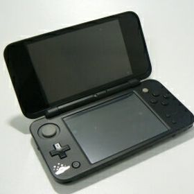 New Nintendo 2ds ゲーム機本体 中古 12 078円 ネット最安値の価格比較 プライスランク