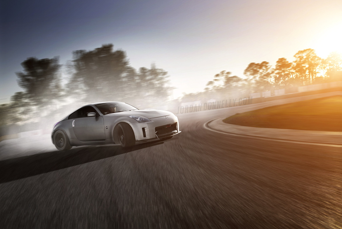 Motion blur, motion blur - How does one track a shot where a car moves towards the camera but the background ...