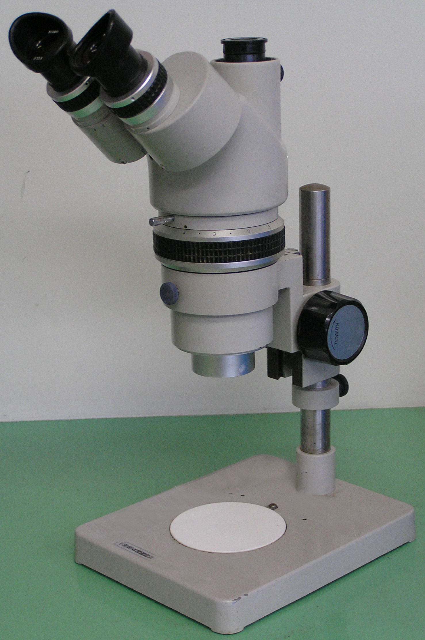 Types of microscopes and their applications, Stereo microscope - Wikipedia