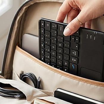 Teclado Inalámbrico Seisa con Touchpad – Negro Recargable