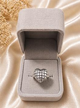 ANILLO CORAZÓN TEXTURIZADO EN PLATA QUEMADA