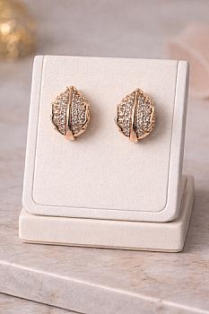 ARETE DORADO EN FORMA DE HOJA