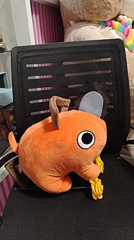 Peluche Pochita pequeño  – 20 cm