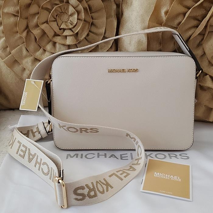 m_688e395cbdcb047468c68d75