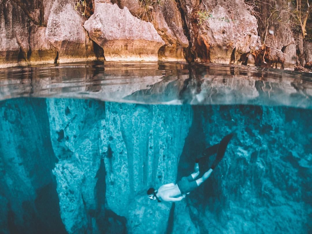 Barracuda Lake, Coron | Island Hopping in the Philippines - Palawan