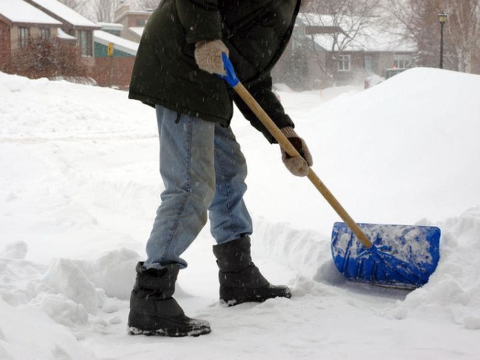 Consejos oportunos para quitar la nieve de forma segura - Consumer Health News | HealthDay