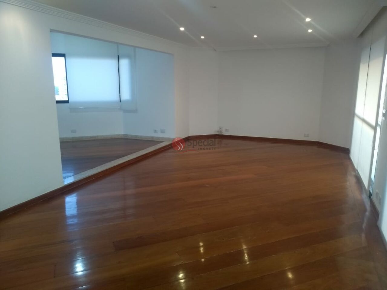 Foto 2 :: AF8715
